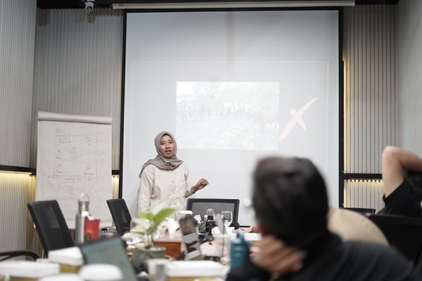 Coaching: Seni Menuntun, Bukan Menggurui